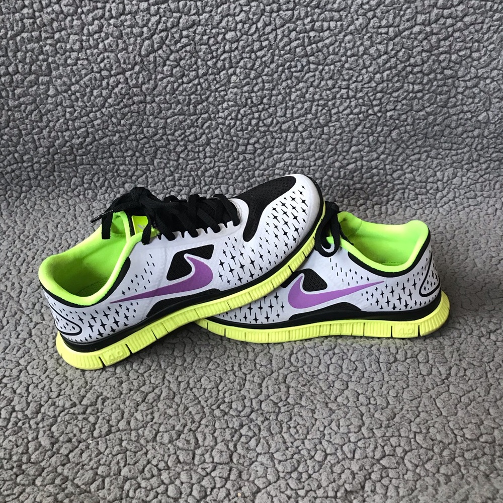 Nike free runs